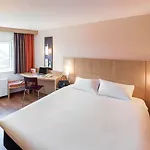 Hotel Ibis Centre 3*