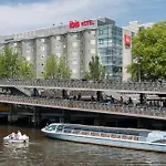 Ibis Centre 3*