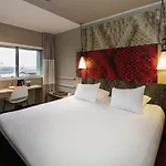 Ibis Centre 3*