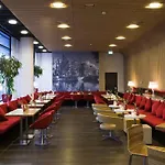 Ibis Centre Hotel 3*