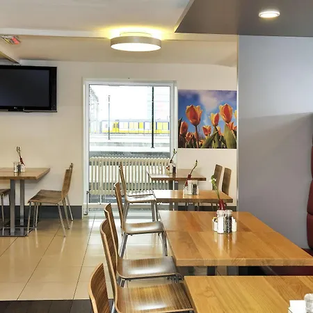 Ibis Centre 3*