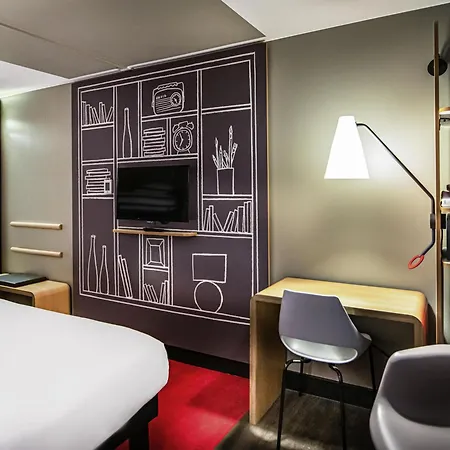 Ibis Centre Hotel