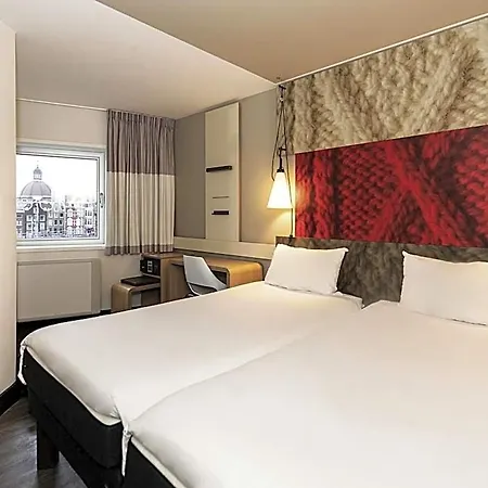 Ibis Centre Hotel