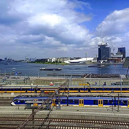 Ibis Centre