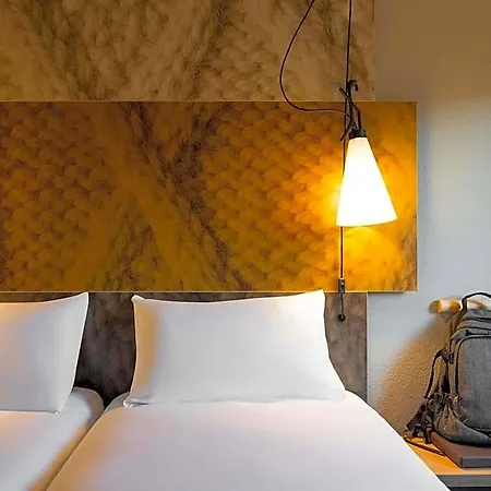 Отель Ibis Centre 3*