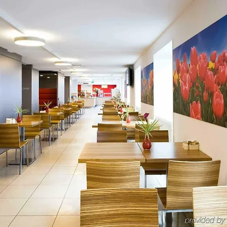 Ibis Centre