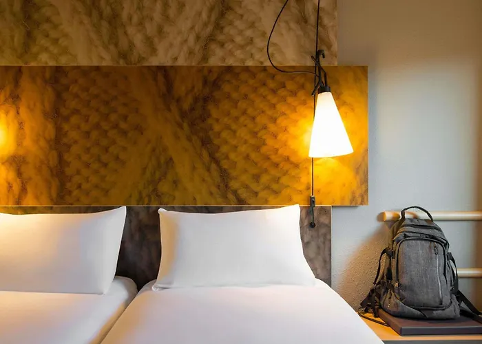 Ibis Centre מלון 3*