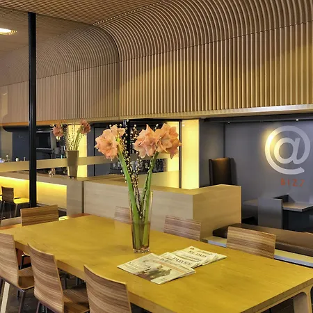 Ibis Centre Szálloda Amszterdam